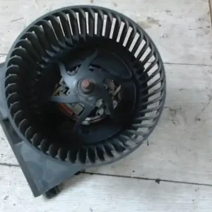 VW POLO IV. 99-02 Fűtőmotor klímás bontott alkatrész Olcsóbb