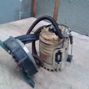 VW POLO III. 94-99 üzemanyag szivattyú 1.3i bontott alkatrész Szuper ajánlat