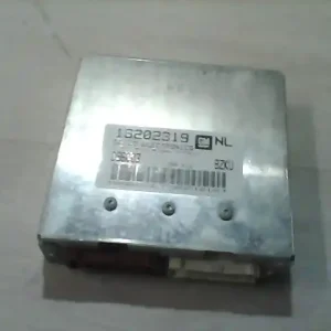 Vásárlói kedvenc OPEL VECTRA B 96-99 Motorvezérlő egység ecu pcm modul bontott alkatrész