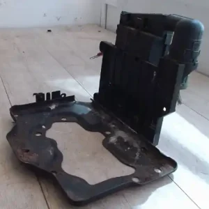 Akciós ár OPEL VECTRA B 99-01 Akkumulátor tartó bontott alkatrész