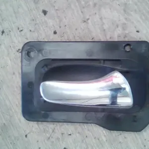 Alacsony ár OPEL VECTRA B 99-01 Jobb első belső kilincs kombi bontott alkatrész