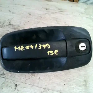 Árengedmény OPEL VIVARO 01-06 Bal első külső kilincs bontott alkatrész