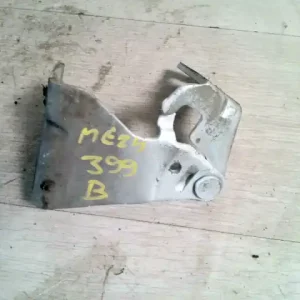 Végkiárusítás OPEL VIVARO 01-06 Motorháztető bal zsanér bontott alkatrész