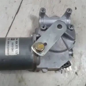 Vedd meg most OPEL Zafira 2007.09.01-2014 Ablaktörlő motor első bontott alkatrész