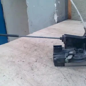 Outlet OPEL Zafira 98.09.01-05.08.31 Jobb első ajtó zárszerkezet központizáras bontott alkatrész