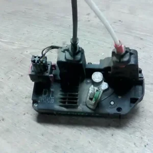 Árengedmény OPEL Zafira 98.09.01-05.08.31 Jobb hátsó ajtó zárszerkezet központi záras 5 ajtós bontott alkatrész