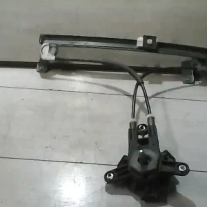 Különleges ajánlat PEUGEOT 106 91-96 Bal hátsó ablakemelő szerkezet mechanikus bontott alkatrész