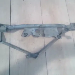 Gyors kiszállítás PEUGEOT 106 91-96 Ablaktörlő mechanika első bontott alkatrész