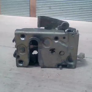 Expressz szállítás PEUGEOT 106 91-96 Bal hátsó ajtó zárszerkezet mechanikus 5 ajtós bontott alkatrész