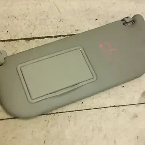 Végkiárusítás PEUGEOT 106 91-96 Bal napellenző bontott alkatrész