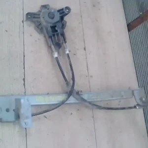 Szuper akció PEUGEOT 106 96- Bal hátsó ablakemelő szerkezet mechanikus 5 ajtós bontott alkatrész