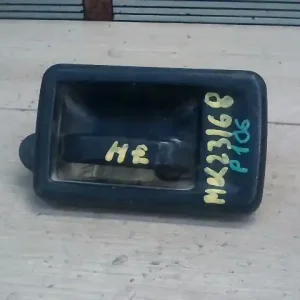 Vedd meg most PEUGEOT 106 96- Jobb hátsó belső kilincs 5 ajtós bontott alkatrész