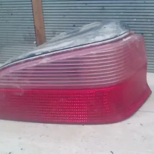 Vedd meg most PEUGEOT 106 96- Jobb hátsó lámpa 5 ajtós bontott alkatrész