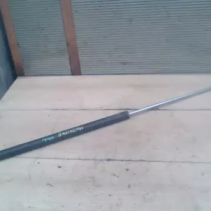 Azonnali szállítás PEUGEOT 106 96- Motorháztető kitámasztó teleszkóp pozíció független bontott alkatrész