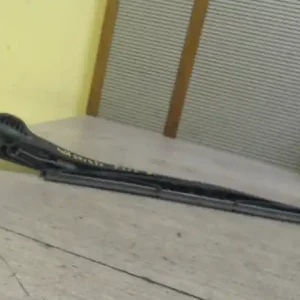 Vedd meg online PEUGEOT 206 Ablaktörlő kar hátsó combi bontott alkatrész