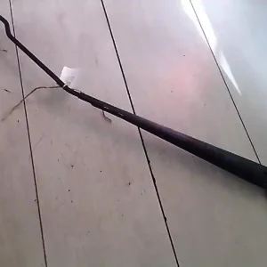 Utolsó esély PEUGEOT 206 Ablaktörlő kar jobb első bontott alkatrész