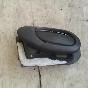 Árengedmény PEUGEOT 206 Bal első belső kilincs bontott alkatrész