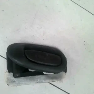 Akció PEUGEOT 206 Bal első belső kilincs bontott alkatrész