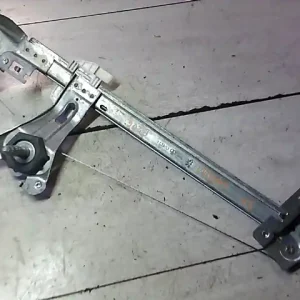 Árengedmény PEUGEOT 206 Bal hátsó ablakemelő szerkezet mechanikus bontott alkatrész