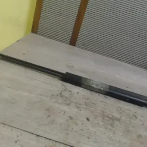 Árengedmény PEUGEOT 206 Csomagtérajtó kitámasztó teleszkóp pár 5 ajtós bontott alkatrész