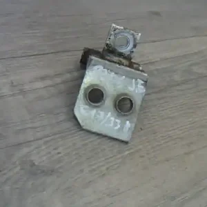 Végkiárusítás PEUGEOT 206 Jobb első felső ajtózsanér bontott alkatrész