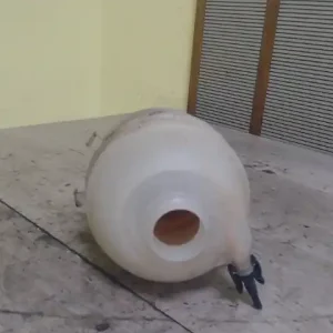 Szuper akció PEUGEOT 206 Kiegyenlítő tartály 1.1 i bontott alkatrész