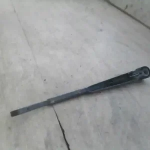 Végkiárusítás PEUGEOT 306 93-97 Ablaktörlő kar hátsó bontott alkatrész