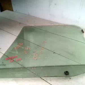 Szuper ajánlat PEUGEOT 306 97-02 Jobb hátsó ajtóüveg bontott alkatrész