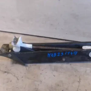 Azonnal elérhető PEUGEOT 307 01-05 Autóemelő 5 ajtós bontott alkatrész