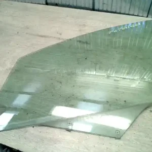 Akciós ár PEUGEOT 307 01-05 Bal első ajtóüveg 5 ajtós, ferdehátú bontott alkatrész