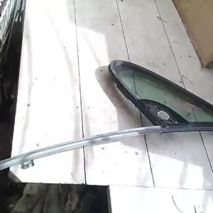 Vedd meg online PEUGEOT 307 01-05 Bal első fixüveg ajtóban kombi bontott alkatrész