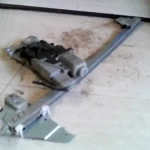 Akciós ár PEUGEOT 307 01-05 Bal hátsó ablakemelő szerkezet elektromos kombi bontott alkatrész