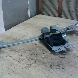 Alacsony ár PEUGEOT 307 01-05 Bal hátsó ablakemelő szerkezet elektromos kombi bontott alkatrész