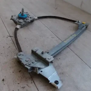 Akció PEUGEOT 307 01-05 Bal hátsó ablakemelő szerkezet mechanikus 4 ajtós bontott alkatrész