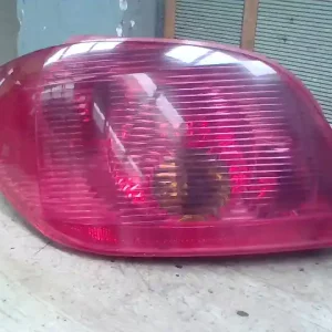 Árcsökkenés PEUGEOT 307 01-05 Bal hátsó lámpa 5 ajtós bontott alkatrész