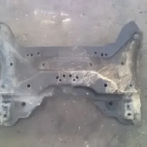 Vedd meg online PEUGEOT 307 01-05 Első bölcső futóműtartó segédkeret 1.4i bontott alkatrész