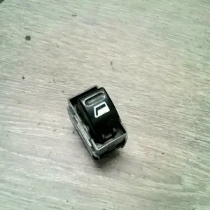 Szuper ajánlat PEUGEOT 307 01-05 Jobb első ablakemelő kapcsoló bontott alkatrész