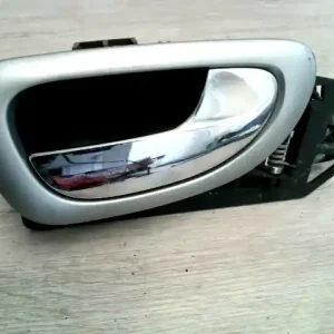 Akciós ár PEUGEOT 307 01-05 Jobb első belső kilincs bontott alkatrész
