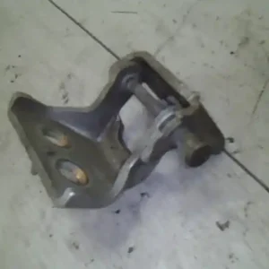 Azonnal elérhető PEUGEOT 307 01-05 Jobb első felső ajtózsanér bontott alkatrész