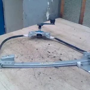 Azonnali szállítás PEUGEOT 307 01-05 Jobb hátsó ablakemelő szerkezet mechanikus bontott alkatrész