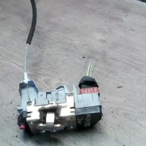 Azonnali szállítás PEUGEOT 307 01-05 Jobb hátsó ajtó zárszerkezet központi záras 5 ajtós bontott alkatrész