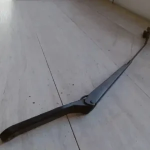 Utolsó esély PEUGEOT 308 07.09-11.04 Ablaktörlő kar bal első bontott alkatrész