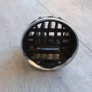 Vedd meg most PEUGEOT 308 07.09-11.04 Szellőző bal bontott alkatrész