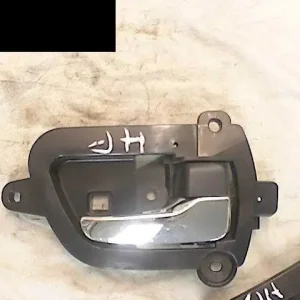 Árengedmény PEUGEOT 4007 Jobb első belső kilincs bontott alkatrész