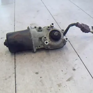 Vedd meg online PEUGEOT 406 Ablaktörlő motor első bontott alkatrész