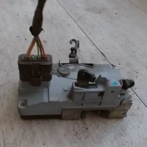 Ajánlat PEUGEOT 406 Bal első ajtó zárszerkezet központi záras kombi bontott alkatrész