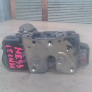 Azonnal elérhető PEUGEOT 406 Jobb hátsó ajtó zárszerkezet központi záras 4 ajtós bontott alkatrész