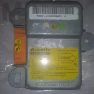 Vedd meg most PEUGEOT 406 Légzsák indító elektronika bontott alkatrész