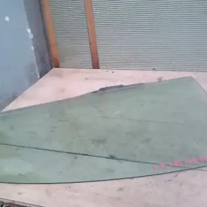 Végkiárusítás PEUGEOT 607 Bal hátsó ajtóüveg 4 ajtós bontott alkatrész