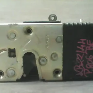 Utolsó esély PEUGEOT 806 Bal első ajtó zárszerkezet központi záras bontott alkatrész